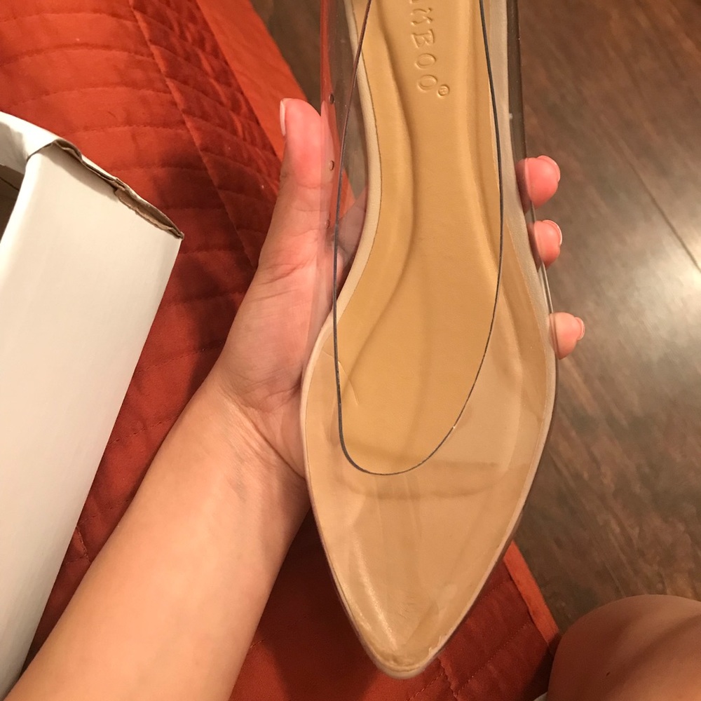 Flats - Picture 2 of 4